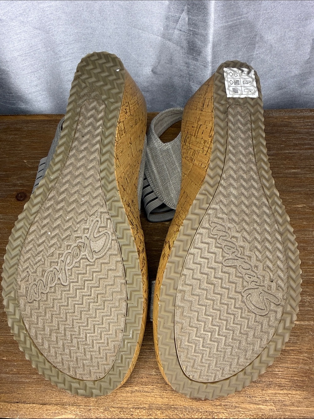 Skechers Beverlee Smitten Sling Back Strappy Wedge Open Toe Taupe Luxe Foam - Picture 6 of 10